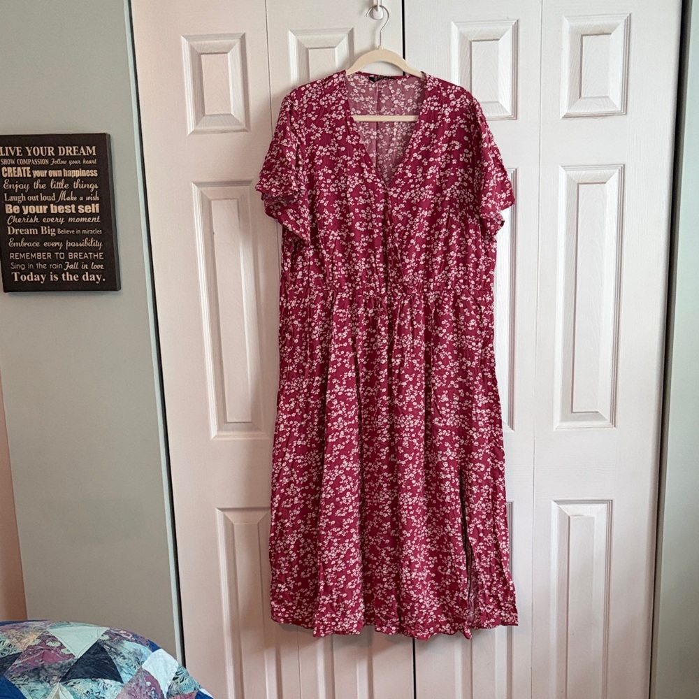 BloomChic Rose Pink Floral Maxi Dress NWOT